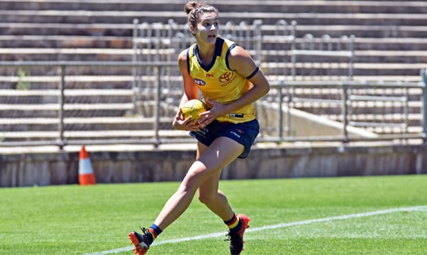JasHewett_620.jpg Jasmyn Hewett in action in Adelaide's internal trial